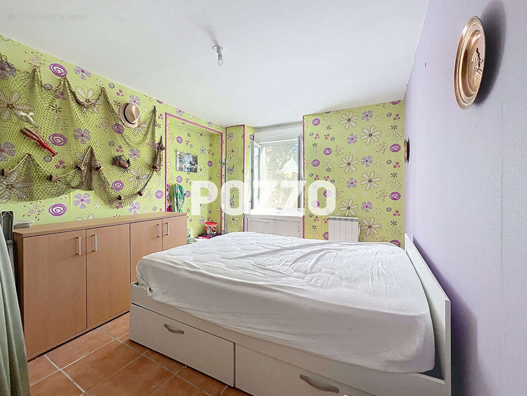 Appartement à DONVILLE-LES-BAINS