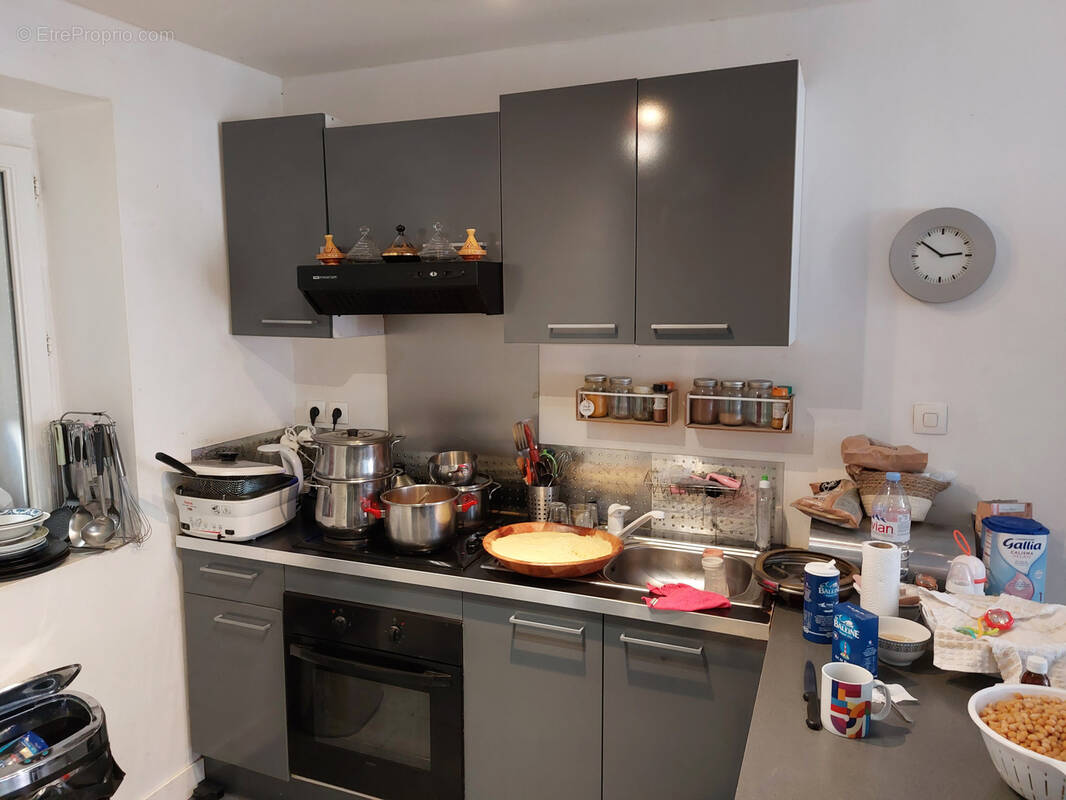 Appartement à MARSEILLE-3E