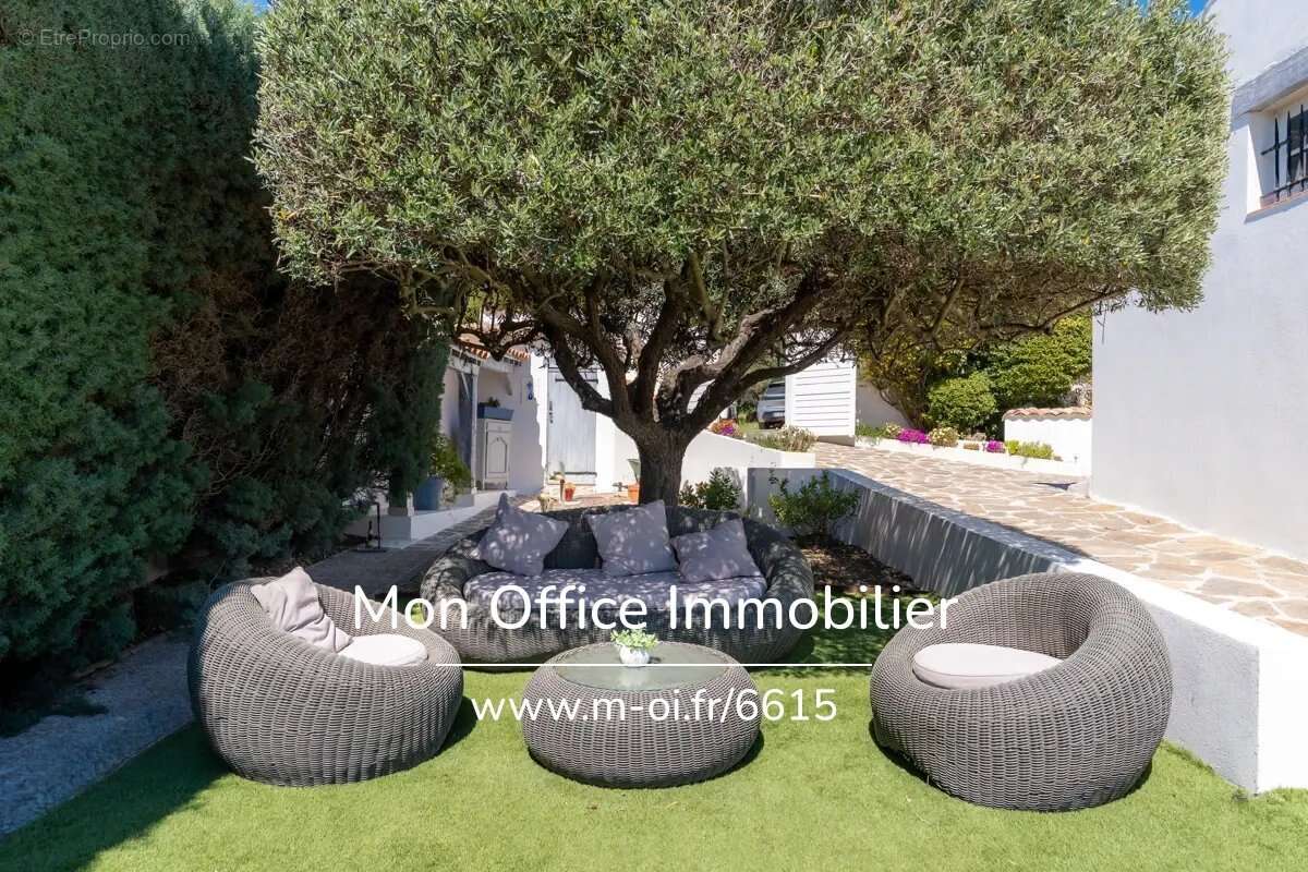 Maison à SAUSSET-LES-PINS