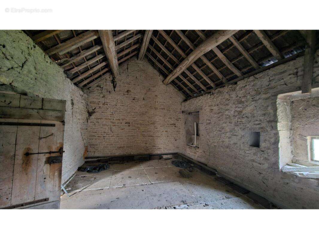 Maison à RUFFEY-LES-BEAUNE