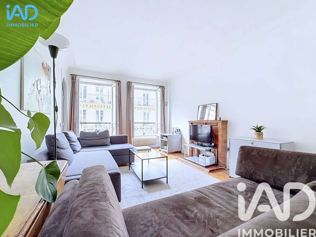 Photo 2 - Appartement à PARIS-10E