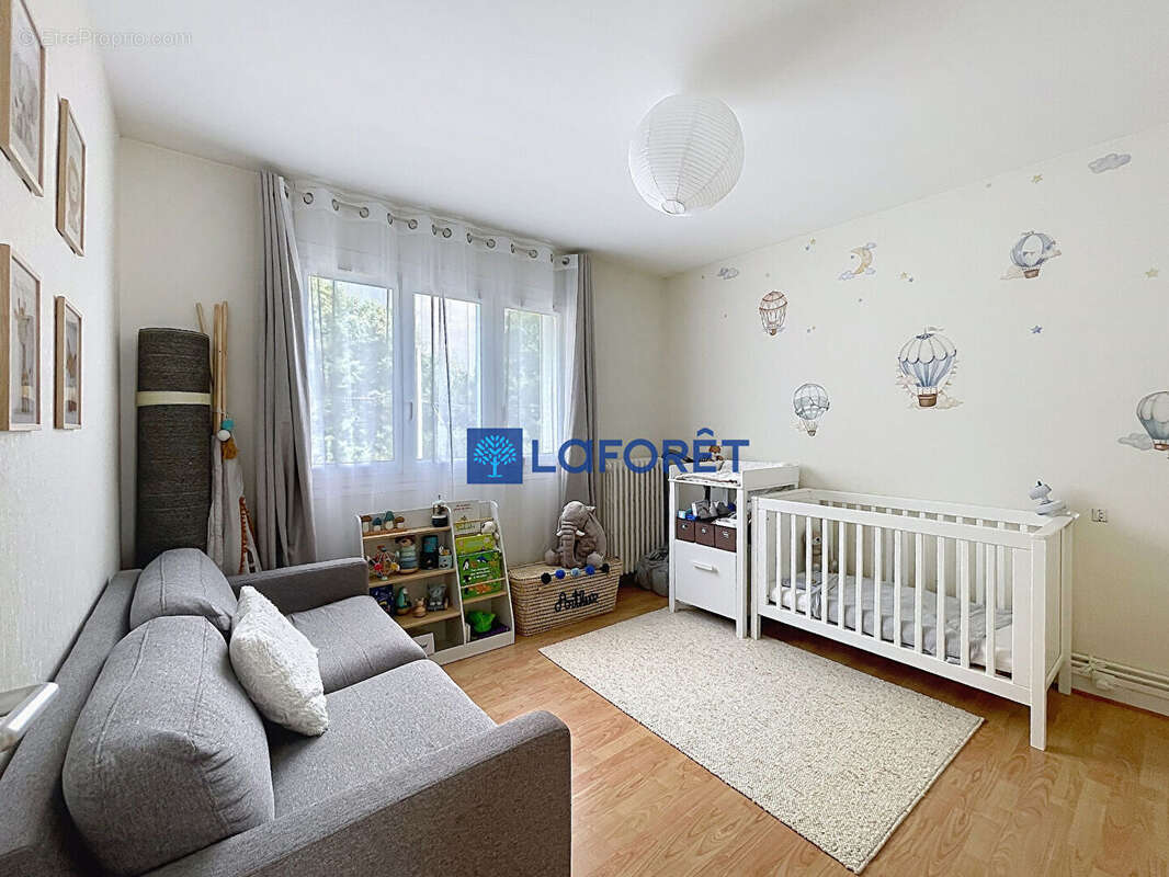 Immeuble Sotteville-lès-Rouen 9 pièces 140 m2 - photo 5