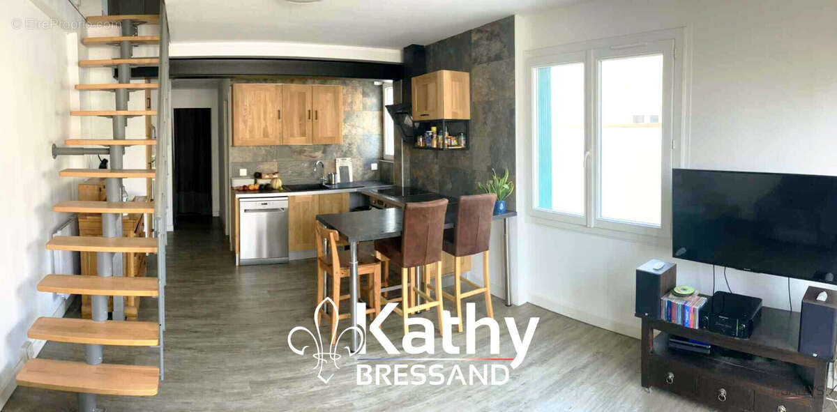 Maison à SAINT-SULPICE-DE-ROYAN