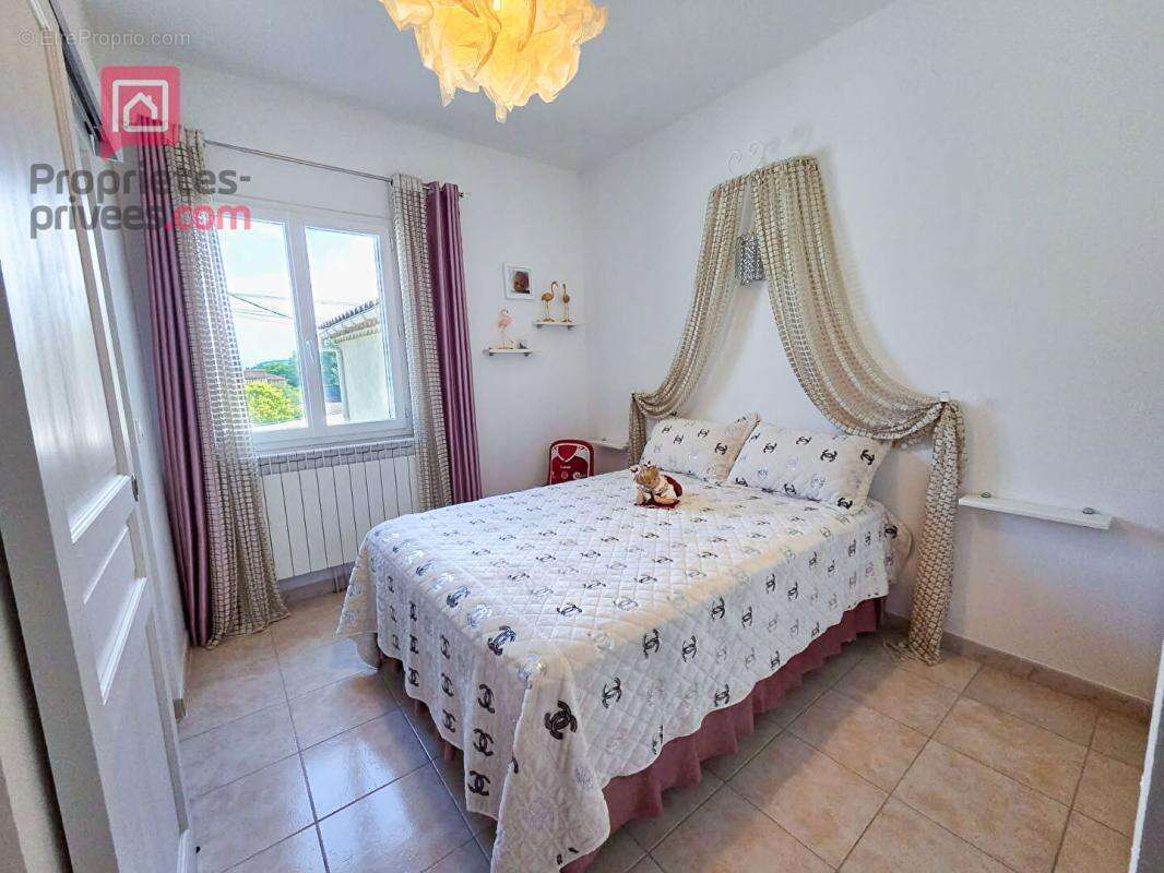 Maison à SAINT-PAUL-LES-FONTS