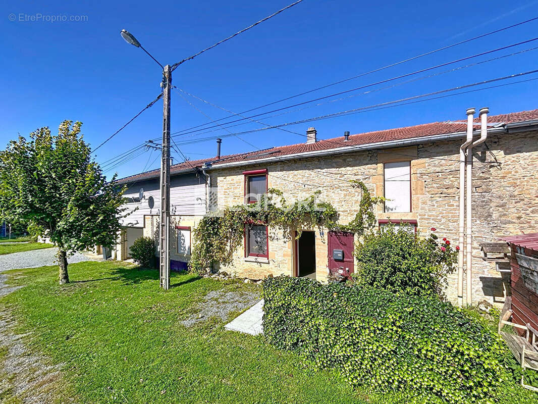 Maison à BOULT-AUX-BOIS