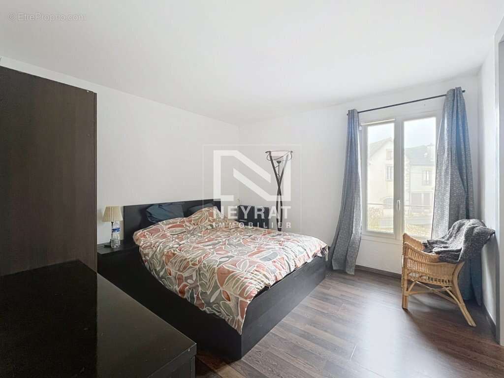 Maison à ETANG-SUR-ARROUX