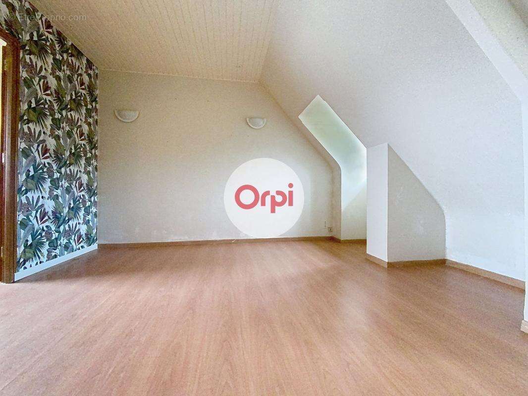 Maison avec piscine & sous-sol – Proposée par Orpi Arzon - photo 4