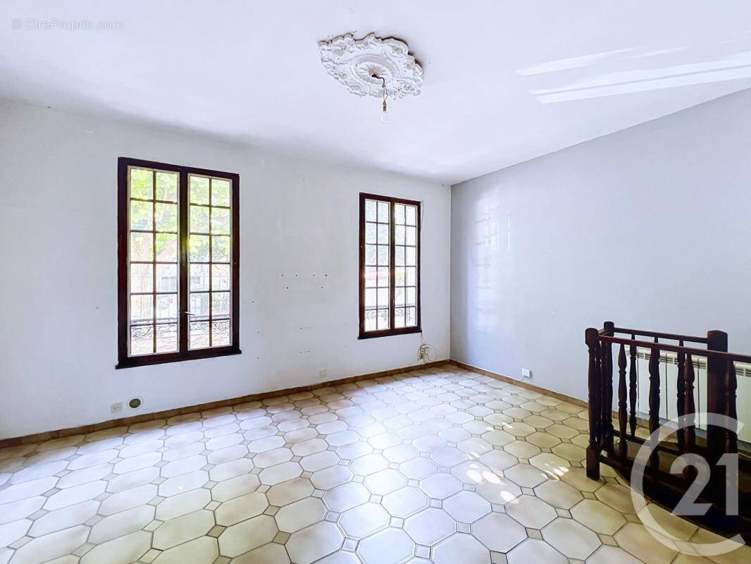 Appartement à CHOISY-LE-ROI