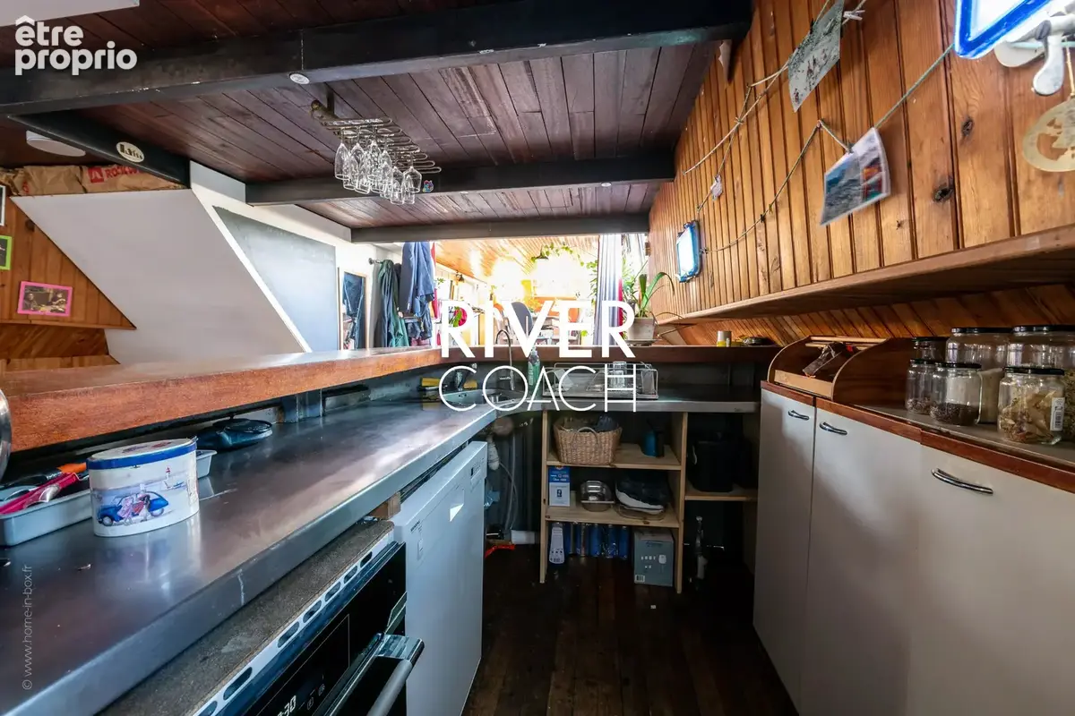 Vivre autrement : belle péniche navigante avec 4 chambres et terrasse à Saint-Maur - photo 14