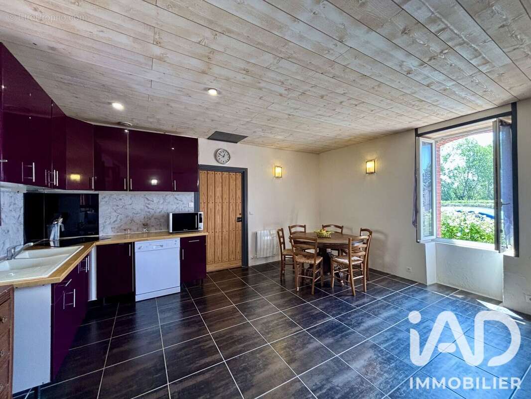 Maison 93 m² à Longeville-Sur-Mer  - photo 7