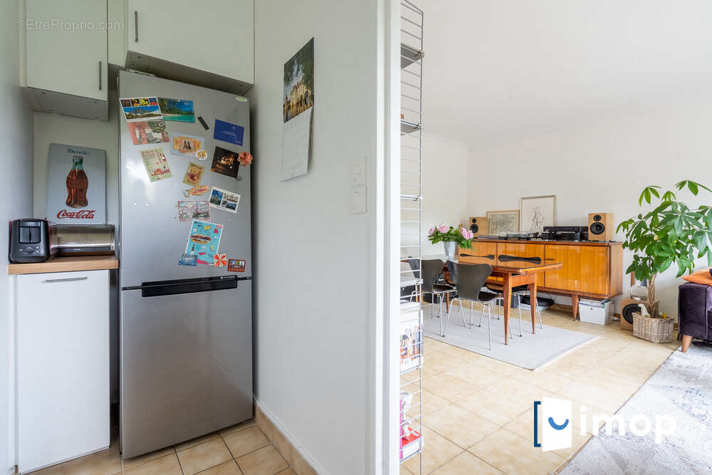 Appartement à LES LILAS