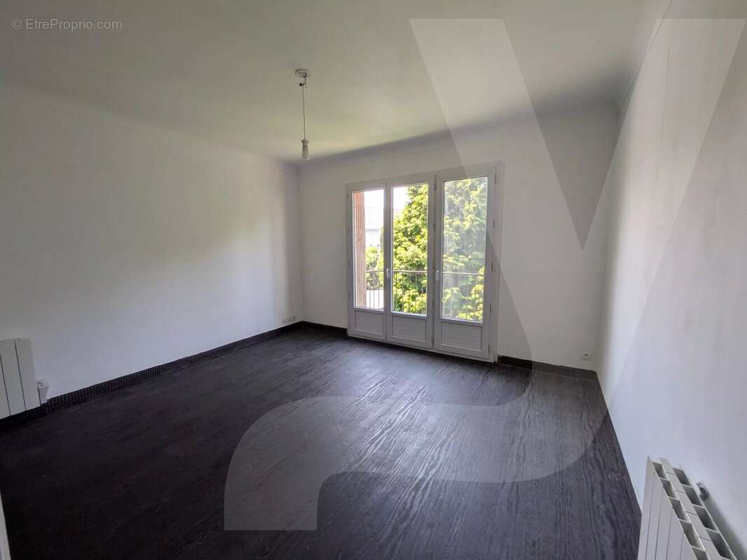 NANTES - PETIT PORT,  APPT T3 de 62 m² - Dernier étage – Balcon – Stationnement – Cave - photo 2