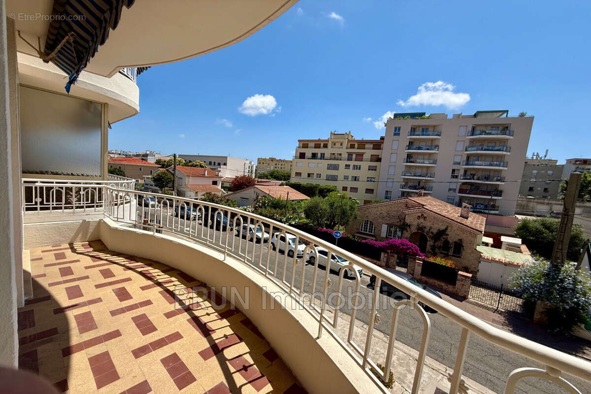 Appartement 32 m² à Antibes  - photo 2