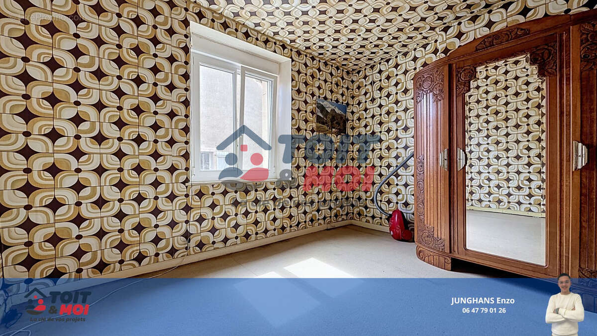 Maison à COMBEAUFONTAINE