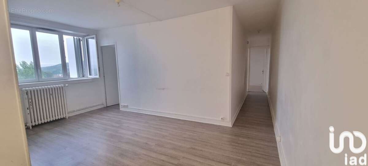 Photo 2 - Appartement à VILLIERS-LE-BEL