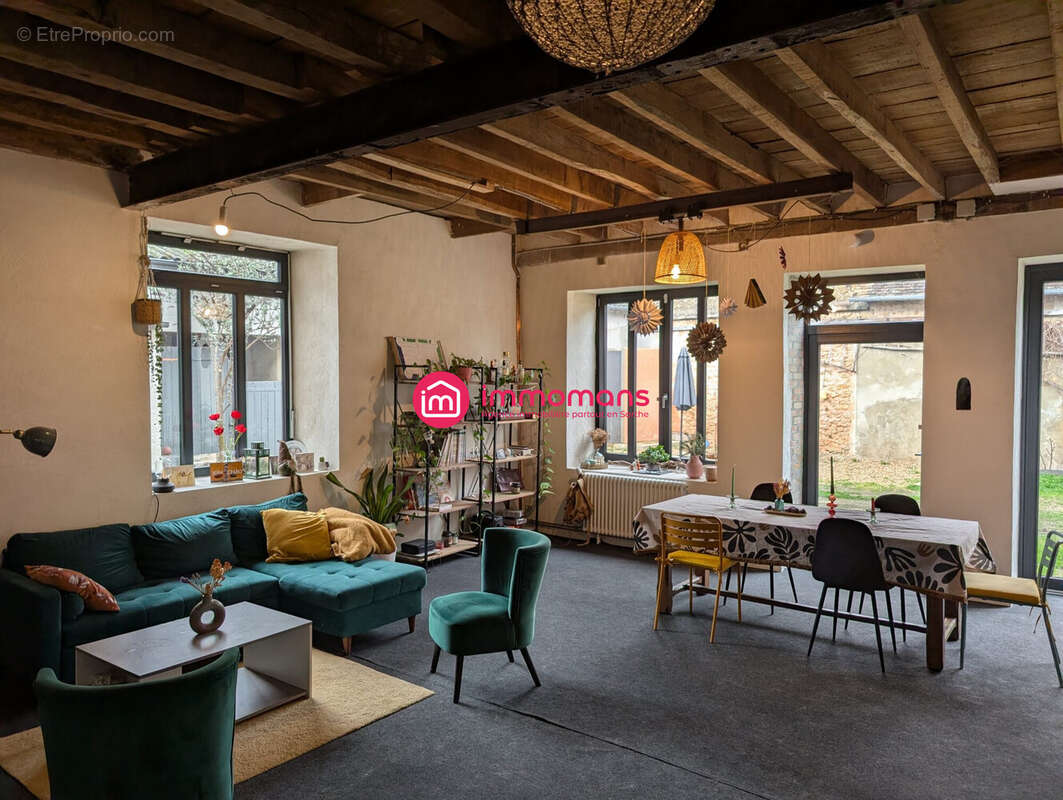 Maison à SAVIGNE-L'EVEQUE