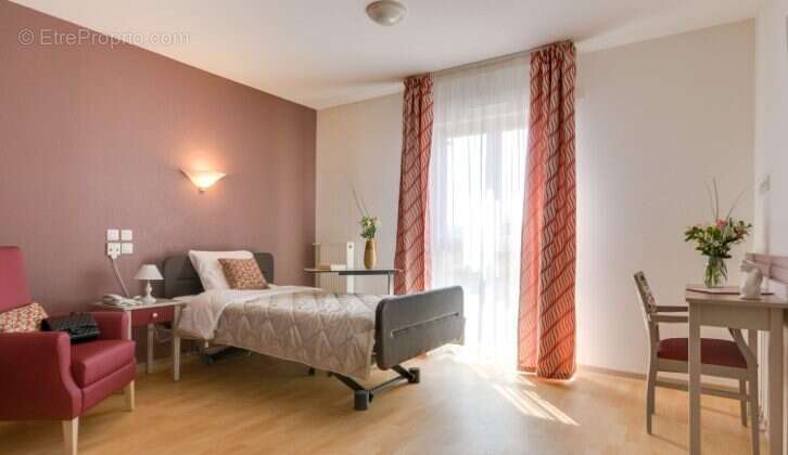 Appartement 20 m² à Salon-De-Provence  - photo 2