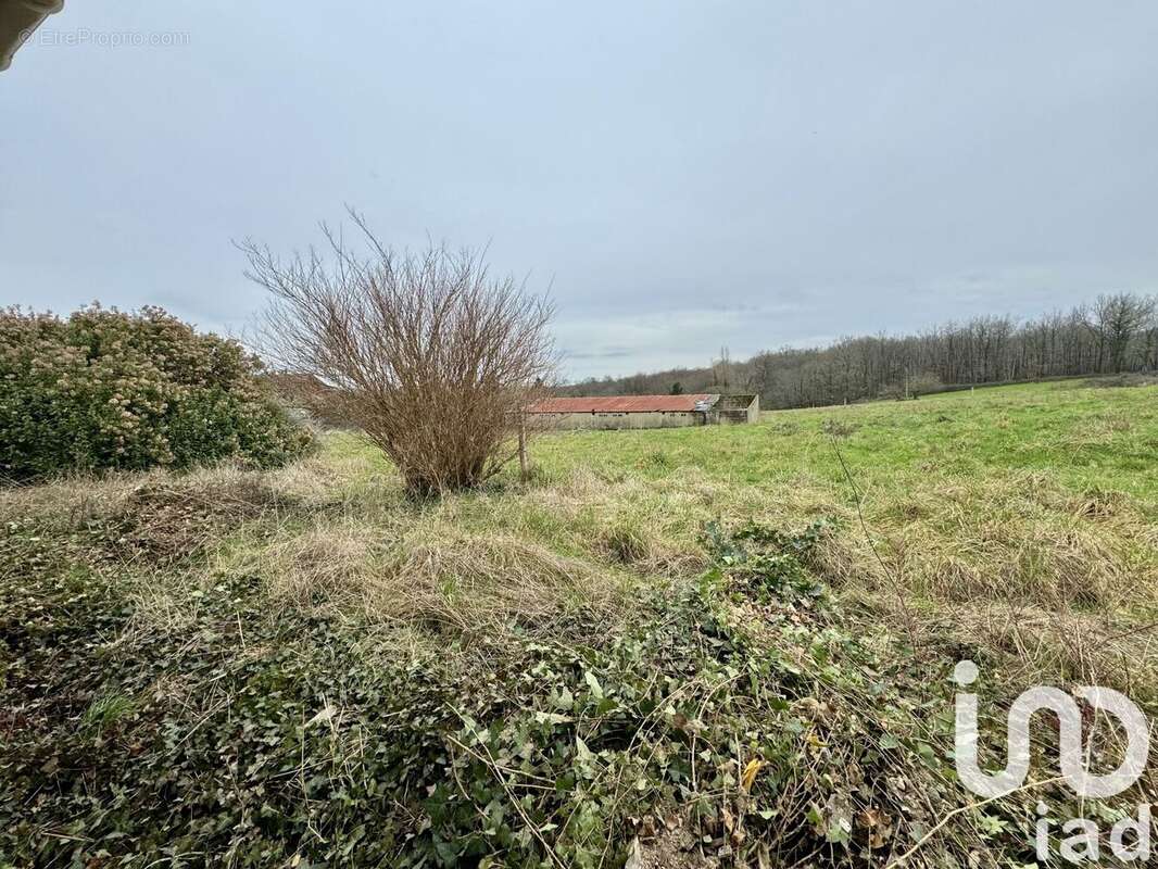 Photo 6 - Maison à SAINT-GERMAIN-DE-MONTBRON