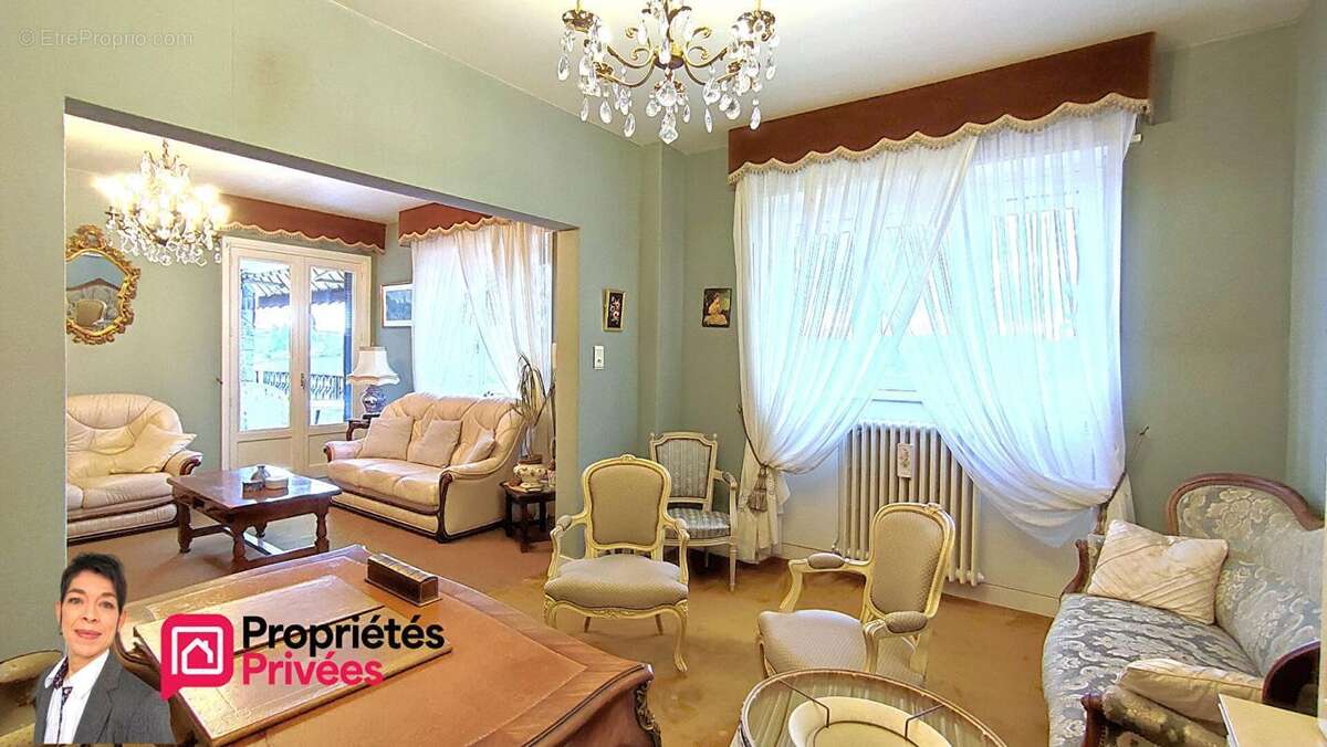 THIZY-LES-BOURGS (69240)  Maison individuelle 223 m² habitables, terrain 2000 m², 4 chambres, garages, annexes - photo 8