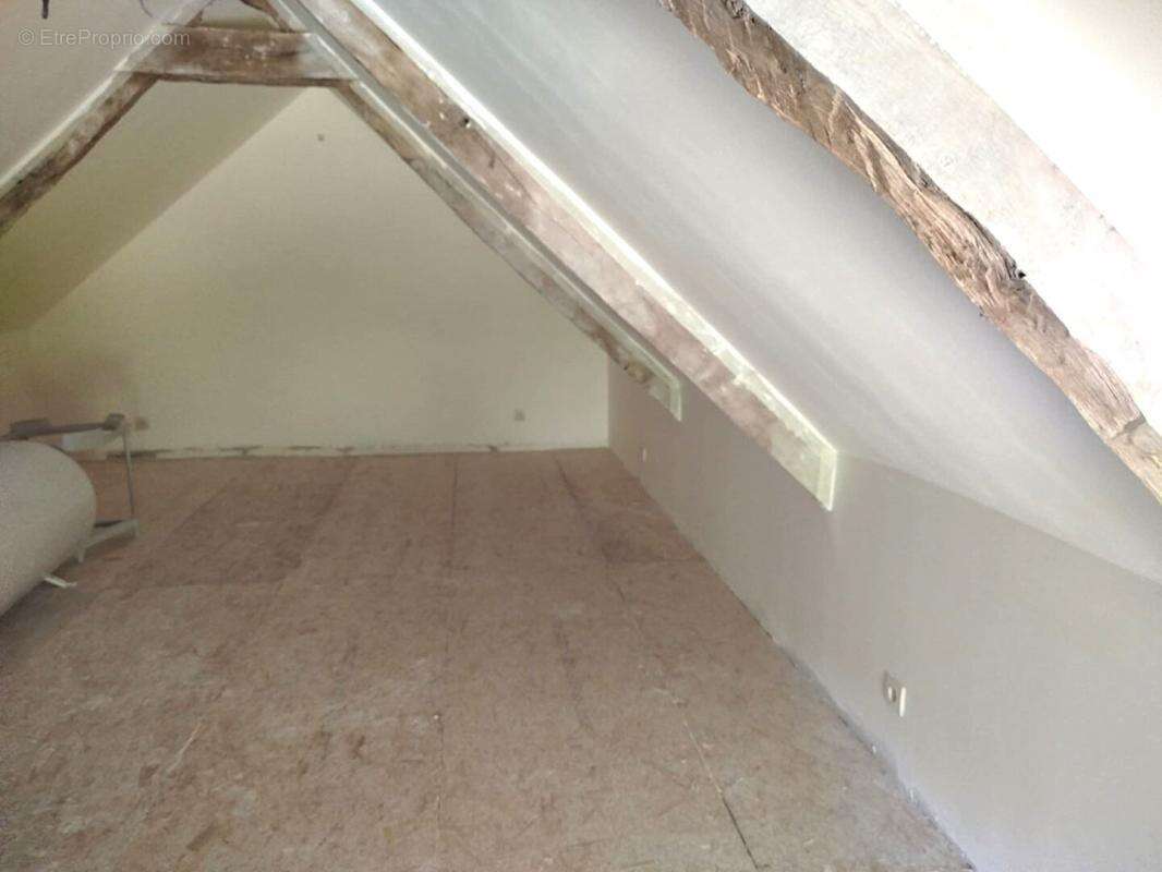 Maison à LESCOUET-GOUAREC