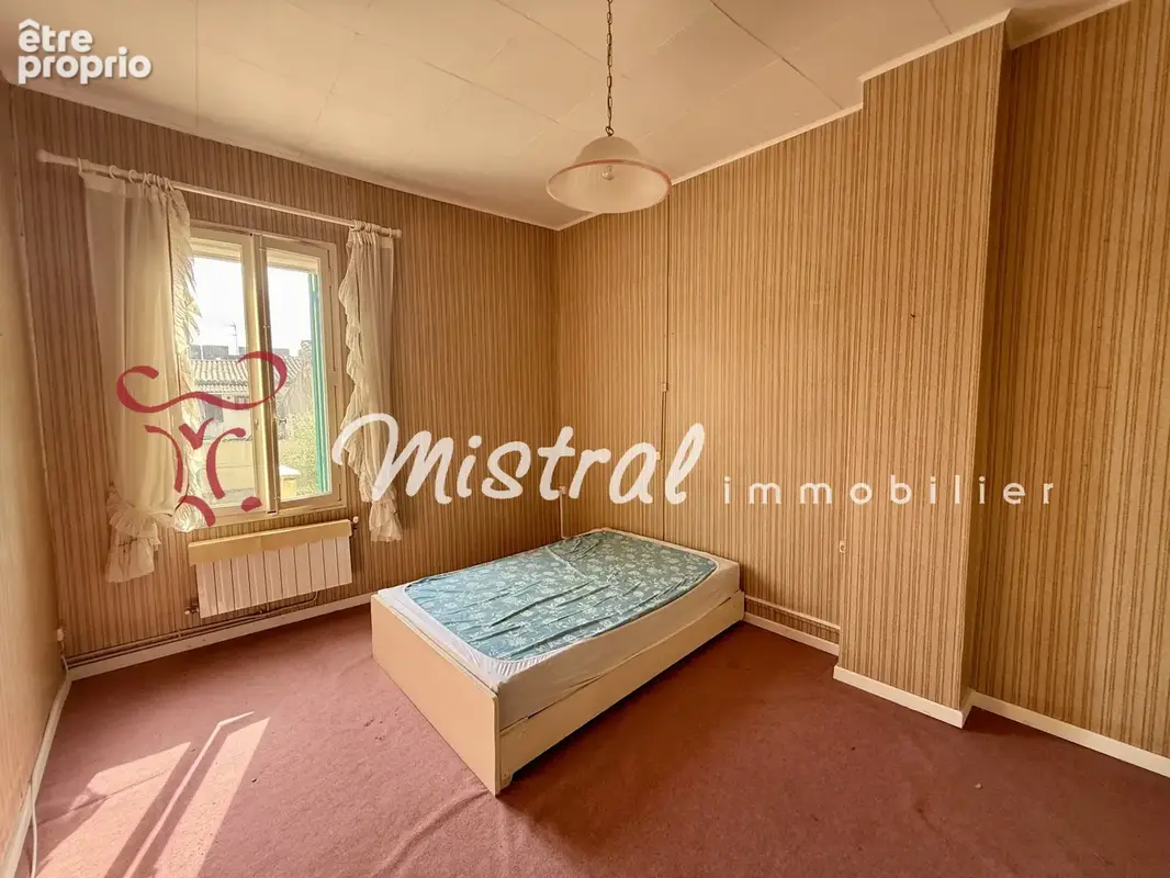 Maison de ville de type p6 avec cour aigues-mortes intra muros - photo 6