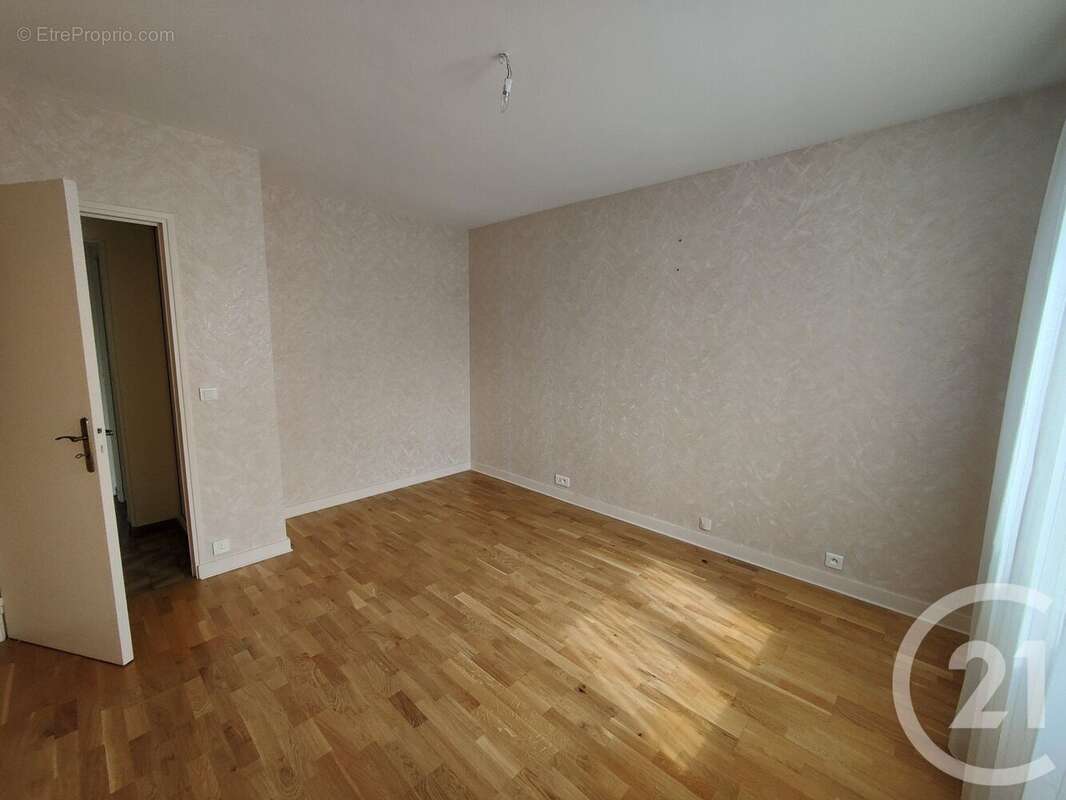 Maison à COSNE-COURS-SUR-LOIRE