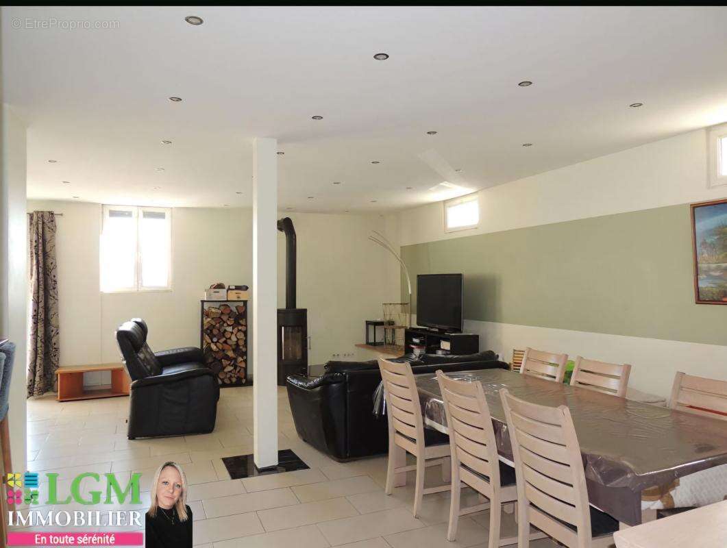 Maison à LUCY-LE-BOCAGE