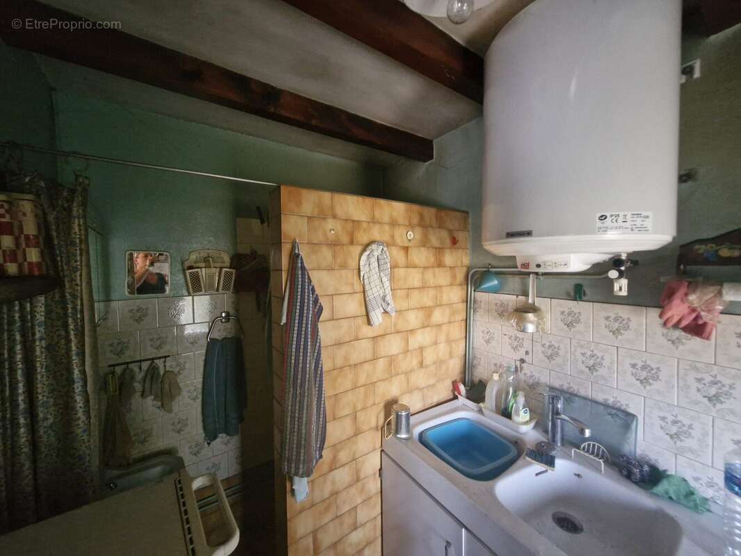 Commerce à CHARNAY-LES-CHALON