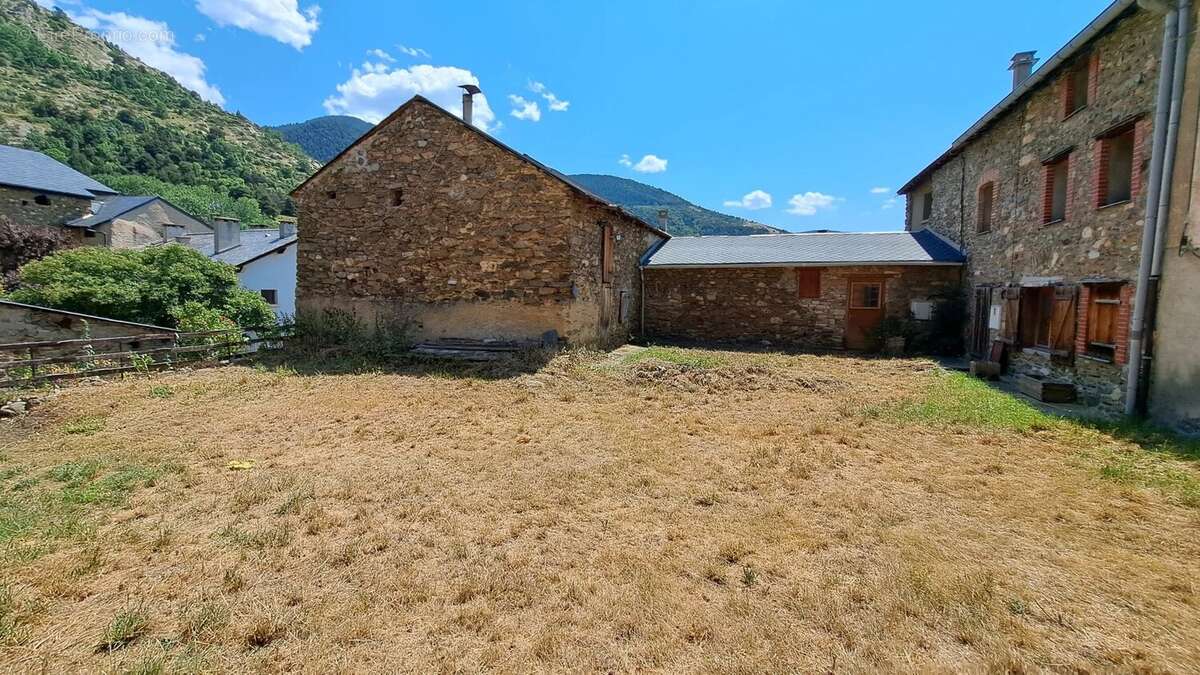 Retour à l'authentique au cœur du village de Llo - photo 13