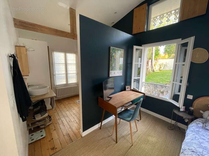 Maison à LA CELLE-SAINT-CLOUD