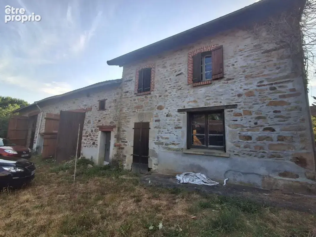 Maison à AMBAZAC