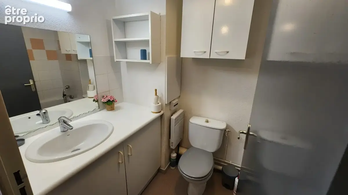 Cambo-les-bains – studio meublé + parking (64) - photo 3