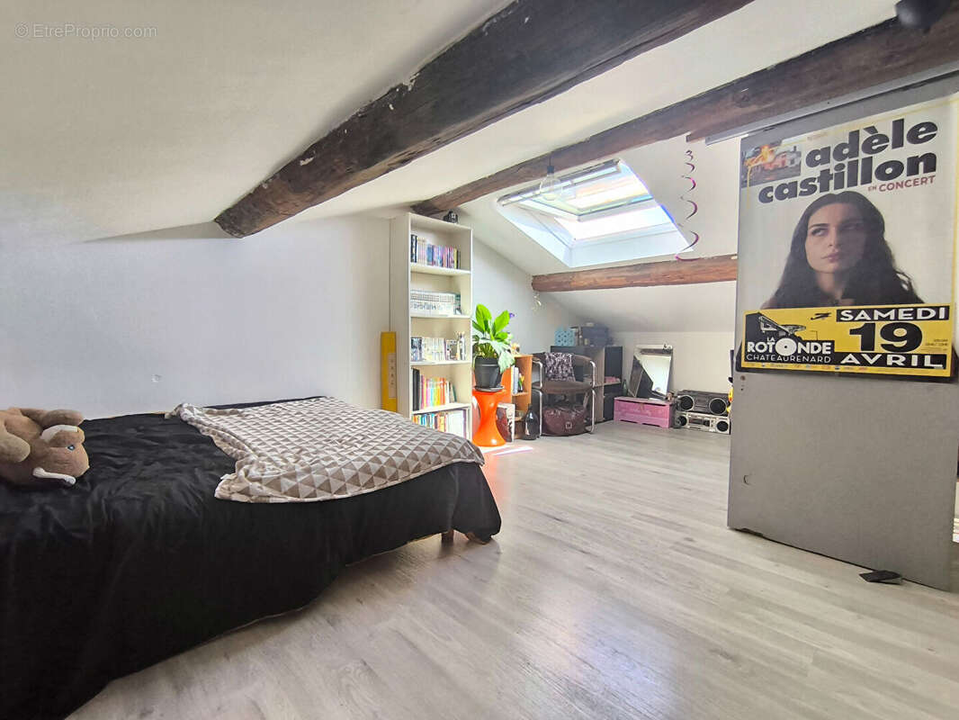 Appartement à VAISON-LA-ROMAINE