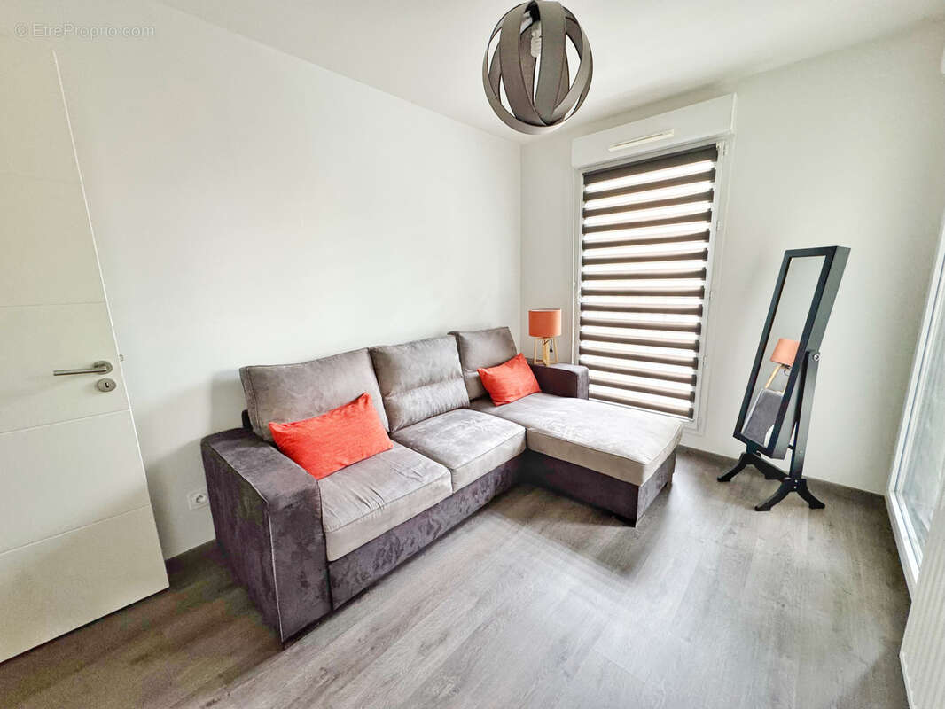 Appartement à OULLINS