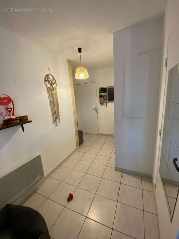 Appartement 2 pièces lumineux au dernier étage à Cavaillon - Idéal investisseur ! - photo 7