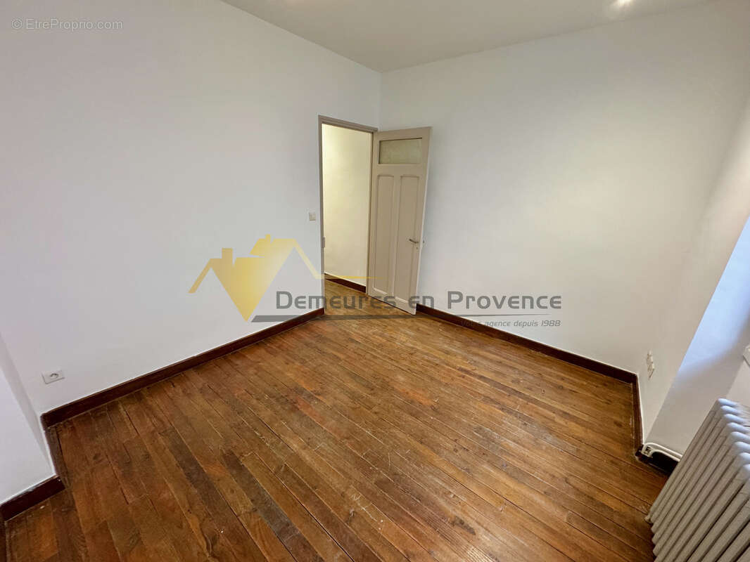 VAISON-LA-ROMAINE   Immeuble Idéal investisseur. - photo 10