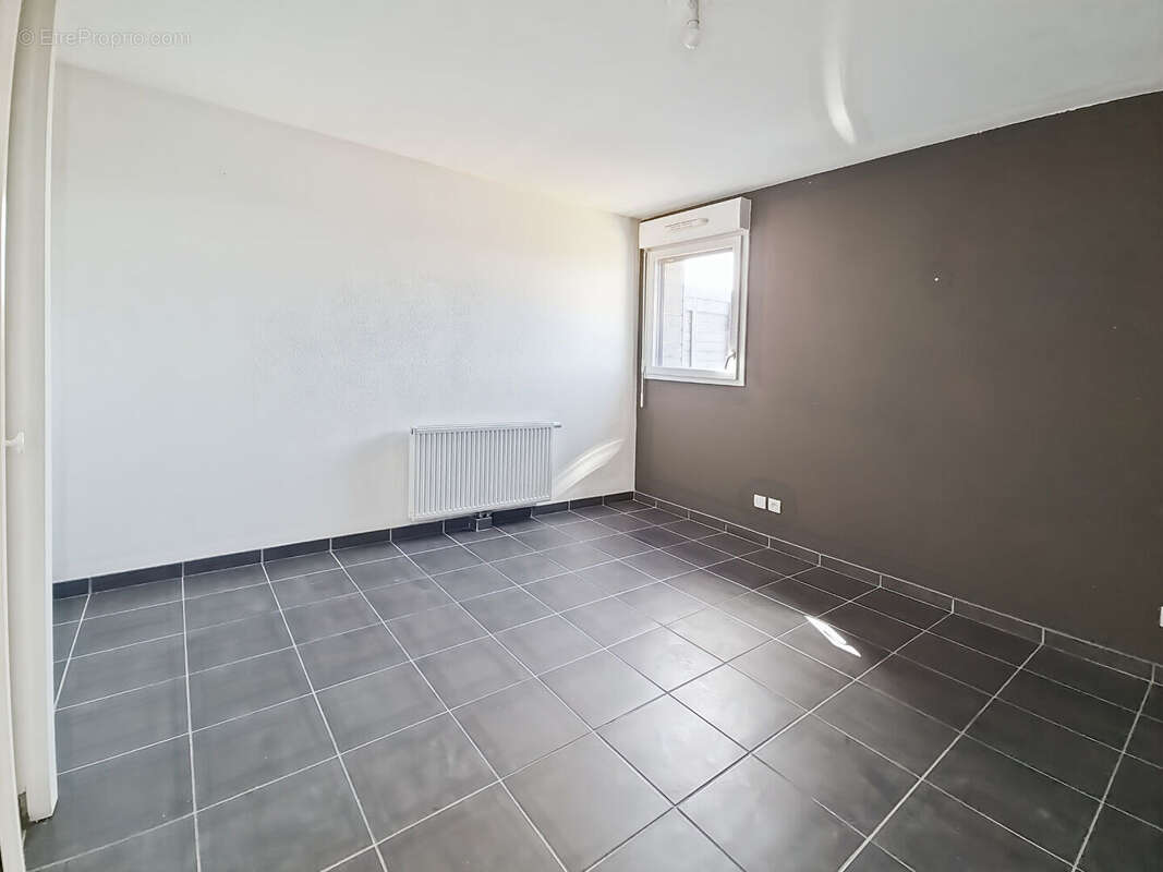 Appartement à VILLENAVE-D'ORNON