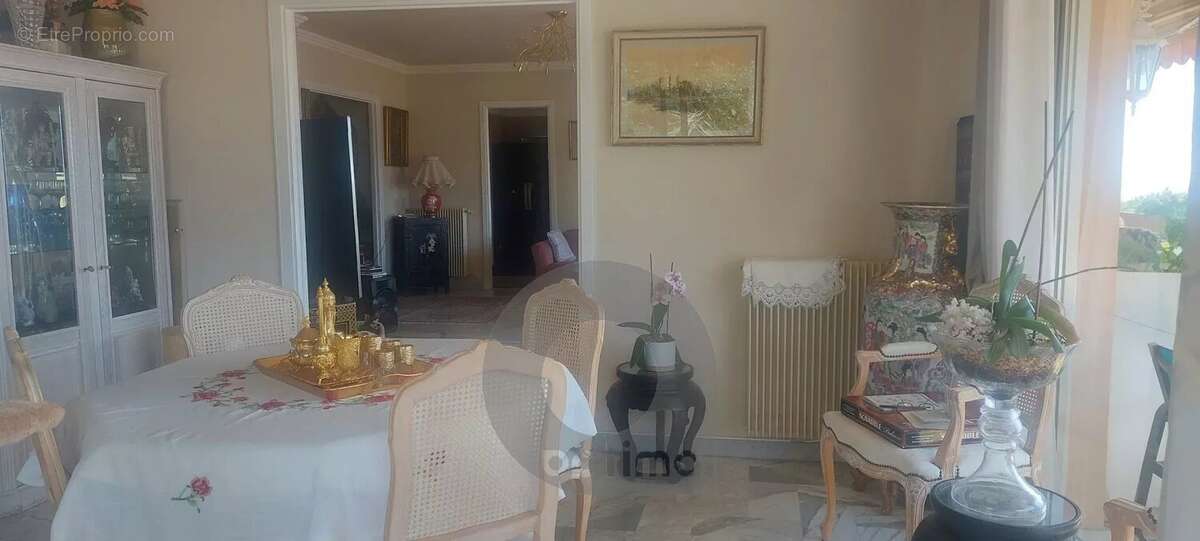 Appartement à MENTON