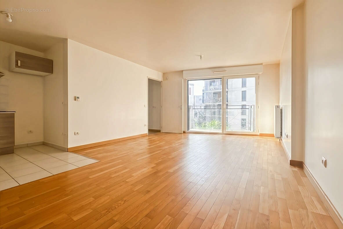 Appartement à COLOMBES