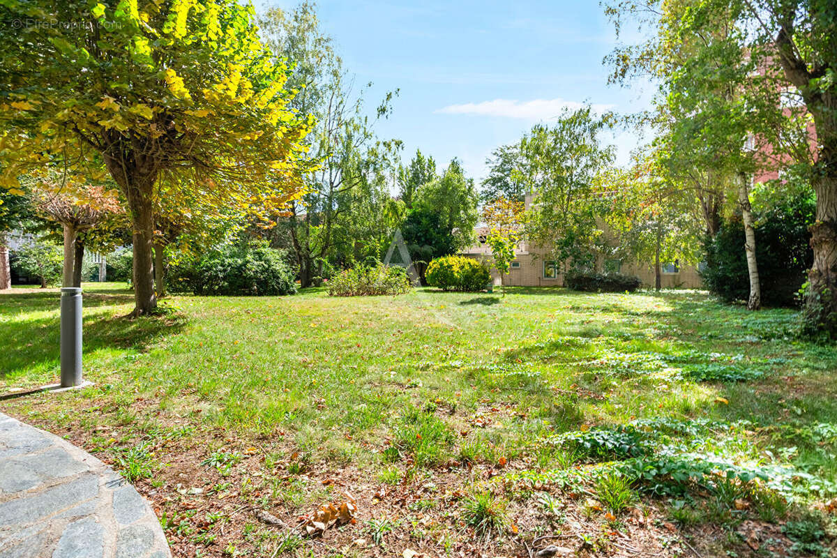 Appartement à IVRY-SUR-SEINE