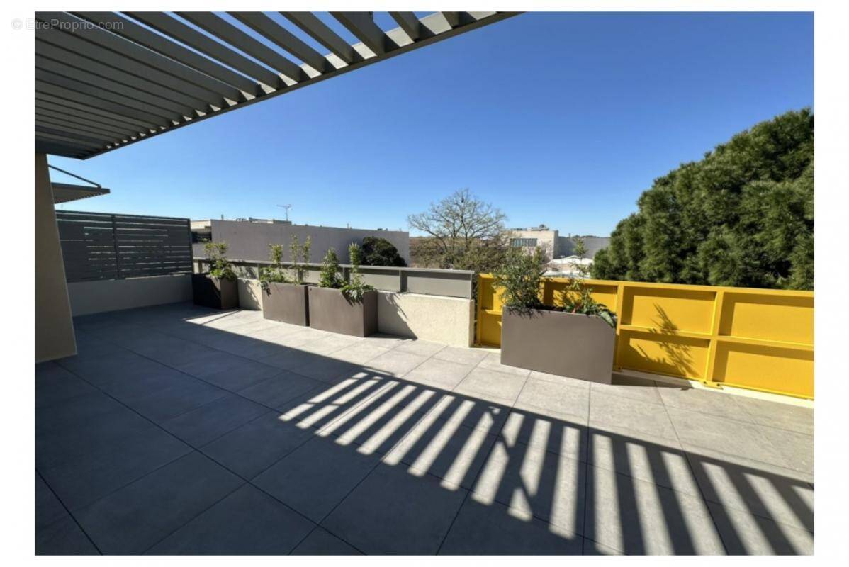 Appartement à NIMES