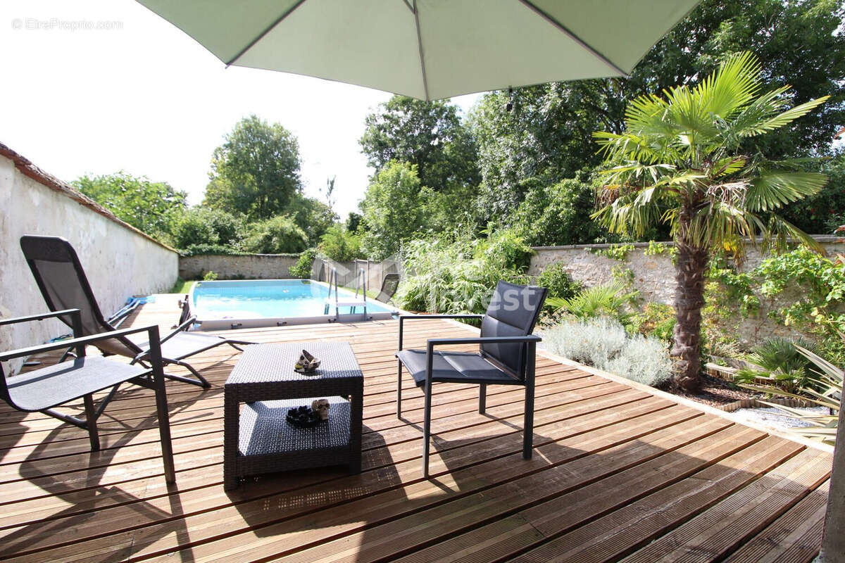 Maison à FAREMOUTIERS