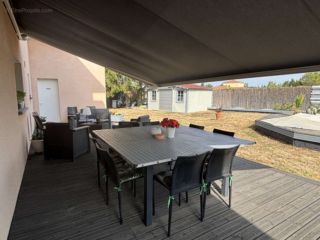 Idéalement située maison de 145m2 avec piscine - photo 24