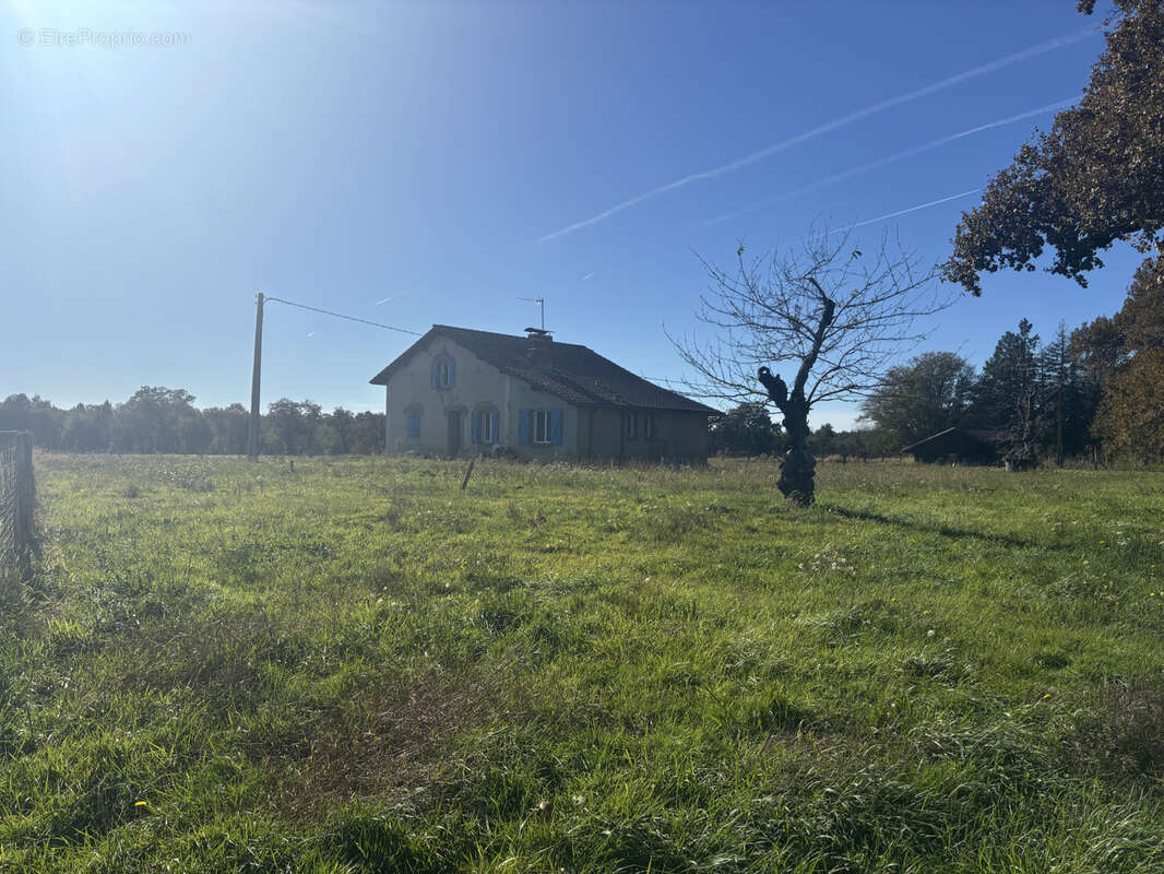 Maison à OUSSE-SUZAN