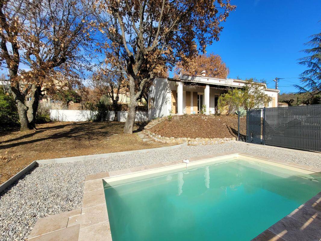 Maison à VINON-SUR-VERDON