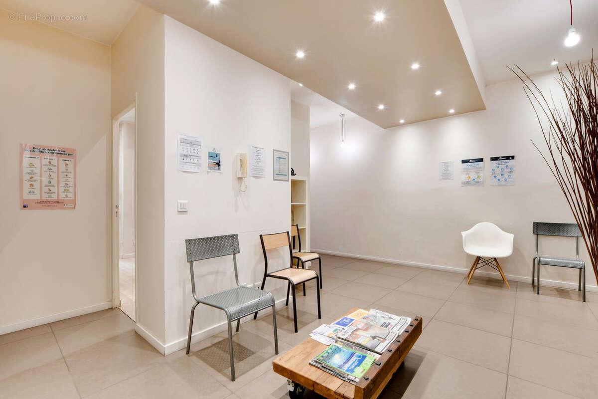 Appartement à PARIS-20E