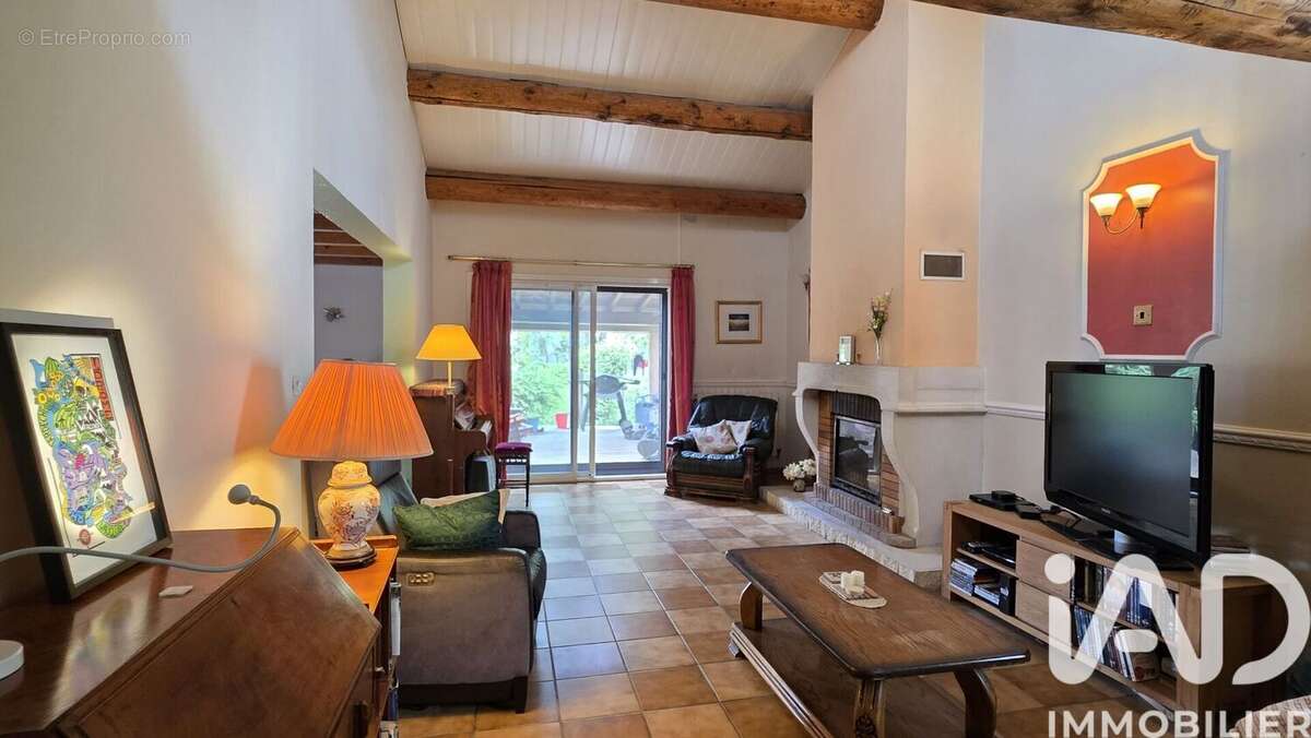 Photo 3 - Maison à LA ROCHE-SUR-GRANE