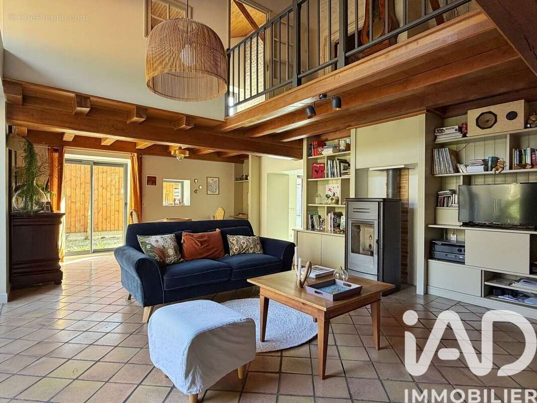 Photo 2 - Maison à TUSSON