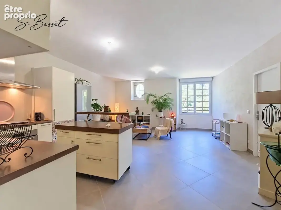 Vivre au Château de Varces   T3 de 64 m2 au cœur d’un écrin de verdure - photo 3