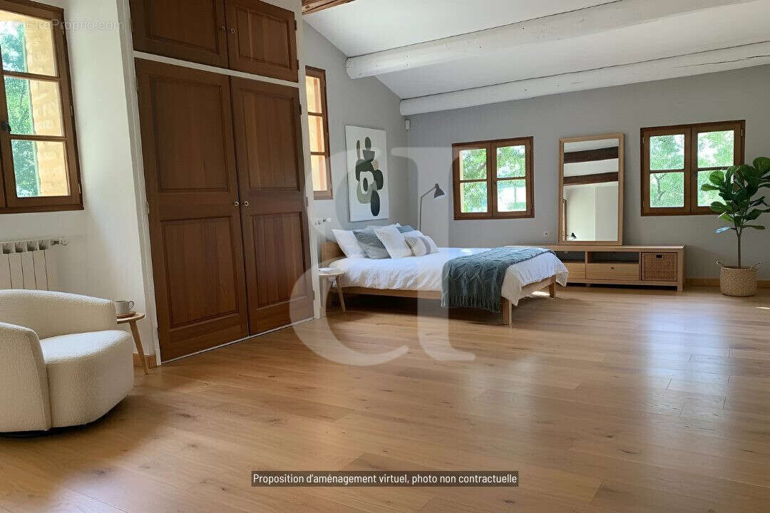 Maison à VAISON-LA-ROMAINE